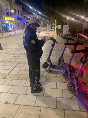 ZABITA EKİPLERİNDEN İŞGALCİ ARAÇLARA CEZA