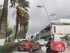 ZABITA EKİPLERİNDEN İŞGALCİ ARAÇLARA CEZA