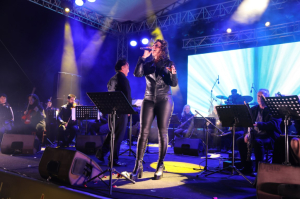 BELEDİYE MEYDANI’NDA YILBAŞI KONSERLERİ