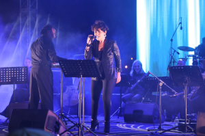 BELEDİYE MEYDANI’NDA YILBAŞI KONSERLERİ