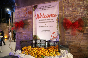 ULUSLARARASI TOPLULUĞA YENİ YIL KOKTEYLİ