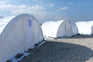 DEPREM BÖLGESİNDEKİ ACILARI, BODRUM’UN İYİ KALBİ DİNDİRİYOR