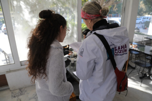 DEPREMZEDE MİSAFİRLERİN İHTİYAÇLARI GİDERİLİYOR