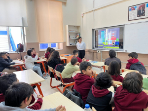 BELEDİYE EKİPLERİ BİLİNÇLİ NESİLLER İÇİN HAREKETE GEÇTİ