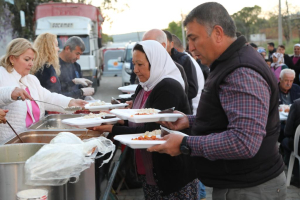 BELEDİYEDEN 4 MAHALLEDE BİRDEN İFTAR PROGRAMI