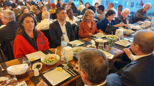 BELEDİYEDEN ŞEHİT YAKINLARI, GAZİLER VE MUHTARLARLA İFTAR