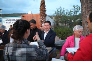 BAŞKAN ARAS’IN HALKLA İFTAR BULUŞMALARI DEVAM EDİYOR