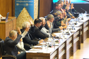 BAŞKAN ARAS, BELEDİYE FAALİYETLERİNİ ANLATTI