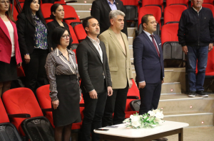 MEMURLUĞA GEÇENLER YEMİN ETTİ, EMEKTAR PERSONELLER UNUTULMADI