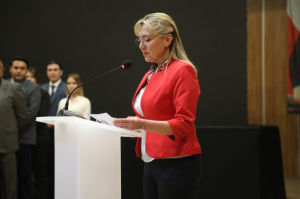 MEMURLUĞA GEÇENLER YEMİN ETTİ, EMEKTAR PERSONELLER UNUTULMADI