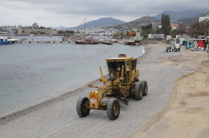 BELEDİYE HALK PLAJLARINDA SON HAZIRLIKLAR
