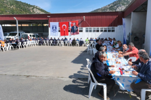 1 MAYIS İŞÇİ BAYRAMI’NDA KAHVALTI ORGANİZASYONU