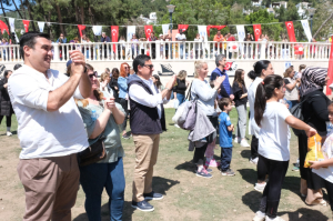 “ÇOCUK ŞENLİĞİ” COŞKU İLE KUTLANDI