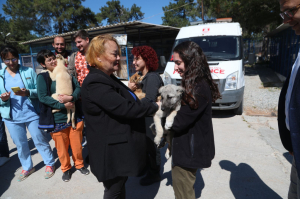 DÜNYA VETERİNER HEKİMLER GÜNÜ KUTLANDI