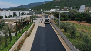 BELEDİYE, ASFALTLAMA ÇALIŞMALARINI SÜRDÜRÜYOR