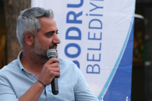 BAŞKAN ARAS, GENÇLERLE BULUŞTU