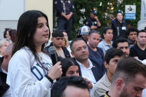 BAŞKAN ARAS, GENÇLERLE BULUŞTU