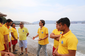 BELEDİYE HALK PLAJLARINDA GÖREV ALACAKLAR