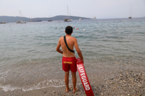 BELEDİYE HALK PLAJLARINDA GÖREV ALACAKLAR