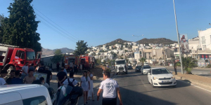 BODRUM BELEDİYESİ EKİPLERİ YANGINLARA MÜDAHALEDE DESTEK OLDU