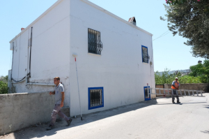 BİTEZ SOKAKLARI MAVİ VE BEYAZA BÜRÜNÜYOR