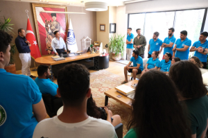 TARIM KAMPI ÖĞRENCİLERİNDEN BAŞKAN ARAS’A ZİYARET