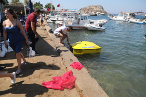 GÜMÜŞLÜK’TE DENİZ DİBİ TEMİZLİĞİ