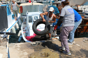 KADIKALESİ VE AKYARLARDA DENİZ DİBİ TEMİZLİĞİ