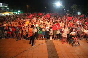 BODRUM MEYDANLARINDA ZAFER BAYRAMI COŞKUSU