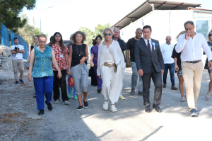 AJDA PEKKAN’DAN BELEDİYE BAKIM MERKEZİNE ZİYARET