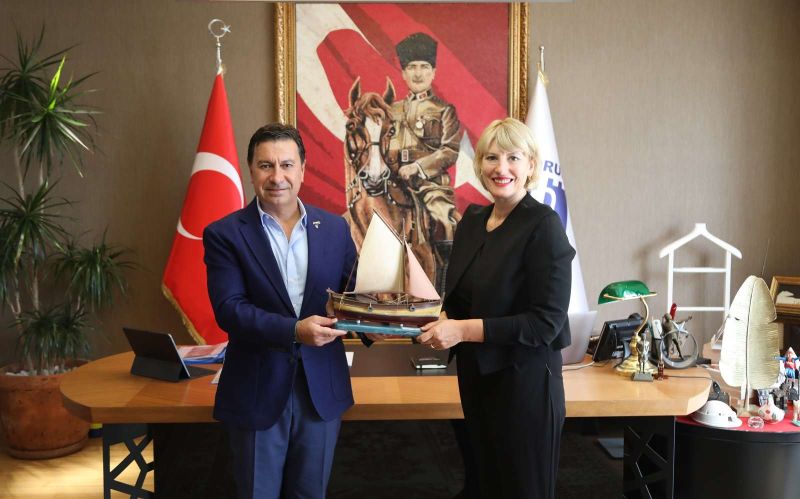 BİRLEŞİK KRALLIK BÜYÜKELÇİSİNDEN BAŞKAN ARAS’A ZİYARET