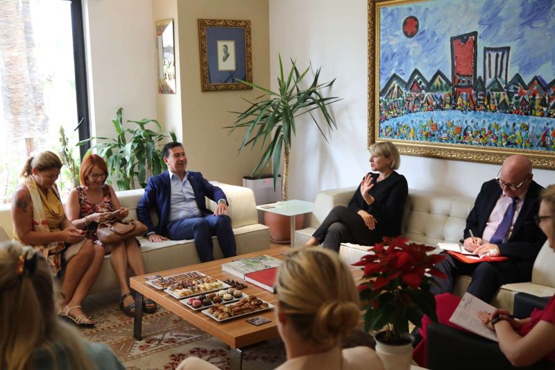 BİRLEŞİK KRALLIK BÜYÜKELÇİSİNDEN BAŞKAN ARAS’A ZİYARET