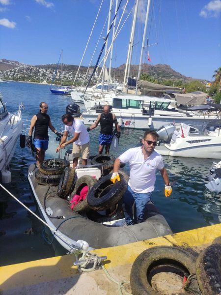 10 MAHALLEDE TOPLAM 2 BİN 283 KİLOGRAM ATIK