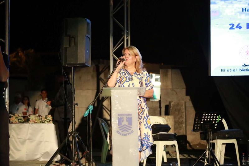 “SANAT GÜNEŞİ” ZEKİ MÜREN, VEFATININ 27’NCİ YIL DÖNÜMÜNDE BODRUM’DA ANILDI