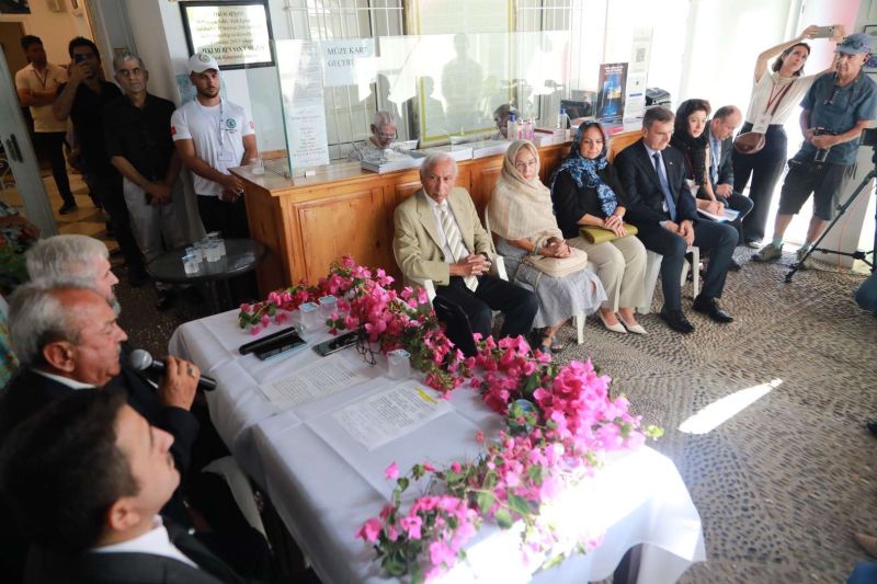 “SANAT GÜNEŞİ” ZEKİ MÜREN, VEFATININ 27’NCİ YIL DÖNÜMÜNDE BODRUM’DA ANILDI