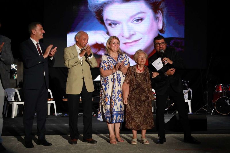 “SANAT GÜNEŞİ” ZEKİ MÜREN, VEFATININ 27’NCİ YIL DÖNÜMÜNDE BODRUM’DA ANILDI