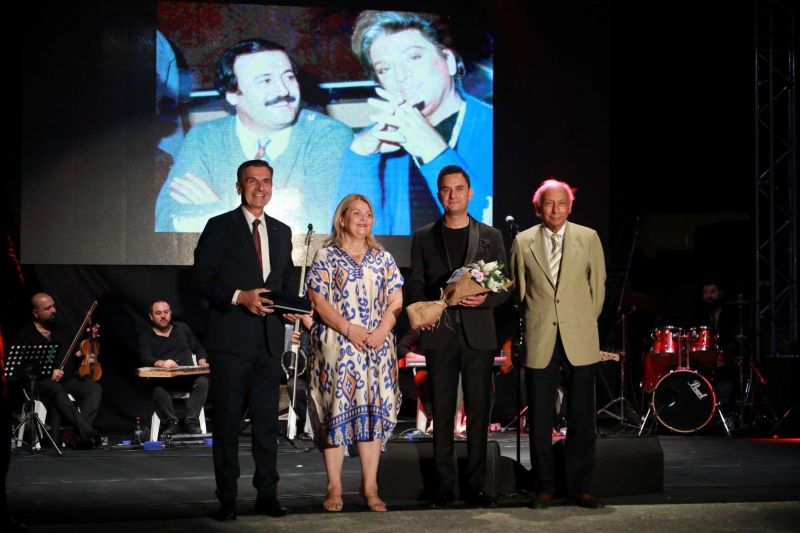 “SANAT GÜNEŞİ” ZEKİ MÜREN, VEFATININ 27’NCİ YIL DÖNÜMÜNDE BODRUM’DA ANILDI