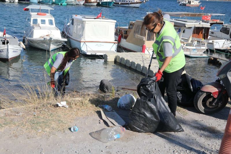 GÜMBET MAHALLESİNDE KAPSAMLI TEMİZLİK