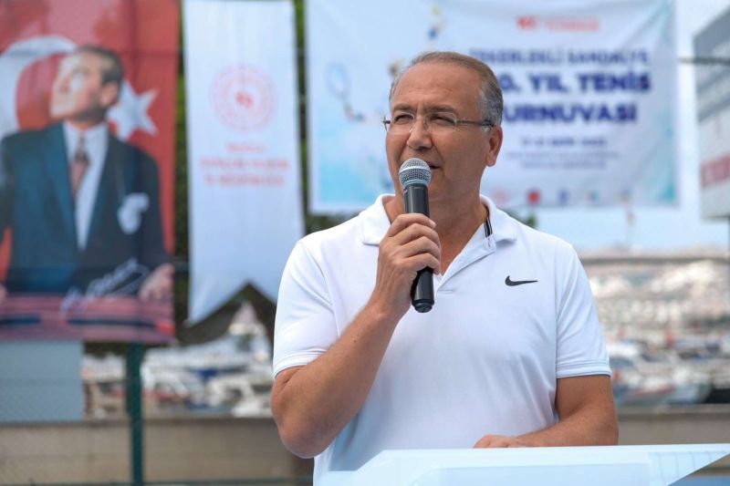 TEKERLEKLİ SANDALYE 100. YIL TENİS TURNUVASI HEYECANI