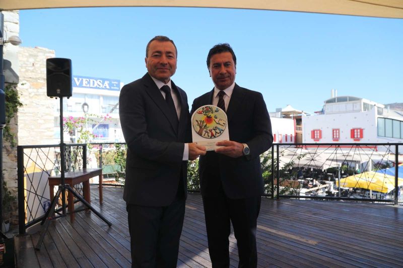 19 EKİM MUHTARLAR GÜNÜ KUTLANDI