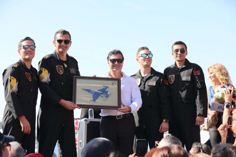 BODRUM’DA, YERDE GÖKTE CUMHURİYET COŞKUSU