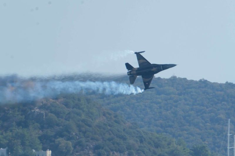 BODRUM’DA, YERDE GÖKTE CUMHURİYET COŞKUSU