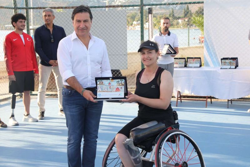 TEKERLEKLİ SANDALYE 100. YIL TENİS TURNUVASI SONA ERDİ