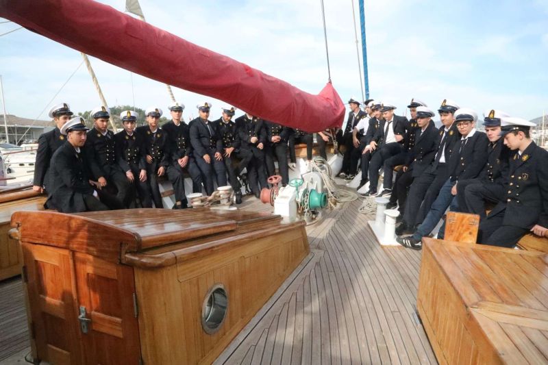 ÖĞRENCİLERE MAVİ BAYRAK EĞİTİMİ