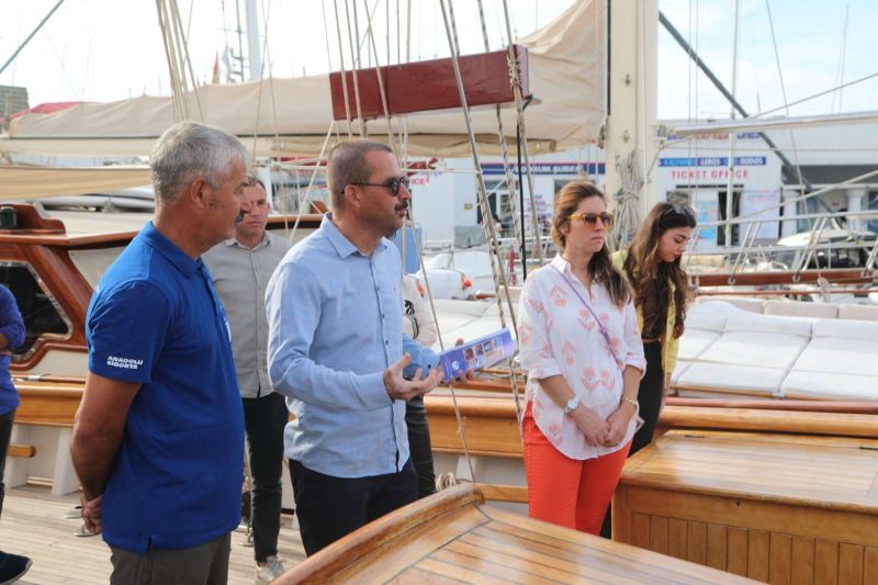 ÖĞRENCİLERE MAVİ BAYRAK EĞİTİMİ