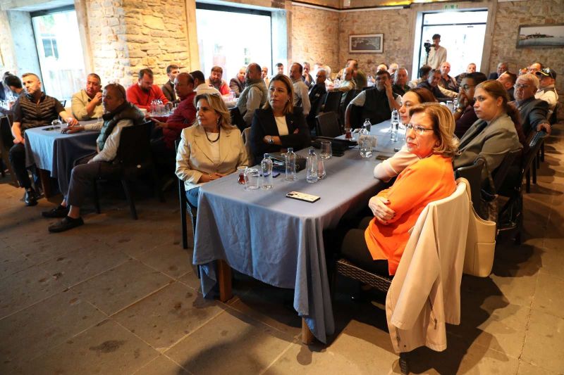 BAŞKAN ARAS, MUHTARLARLA BİR ARAYA GELDİ