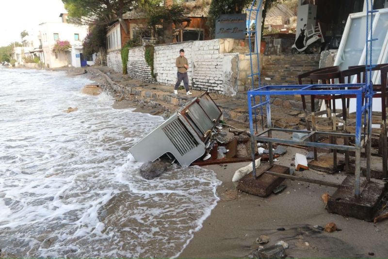 BAŞKAN ARAS’TAN FIRTINADAN ETKİLENEN İŞ YERLERİNE ZİYARET