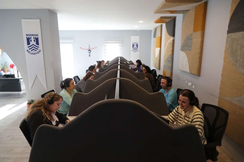 ÇAĞRI MERKEZİ 2023 YILINDA 5 BİN 300 SAAT GÖRÜŞME YAPTI