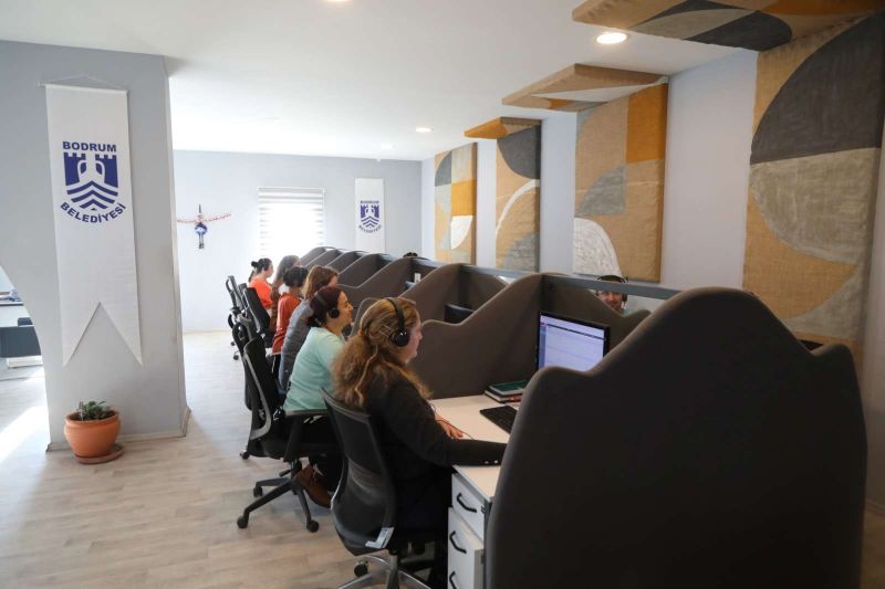 ÇAĞRI MERKEZİ 2023 YILINDA 5 BİN 300 SAAT GÖRÜŞME YAPTI