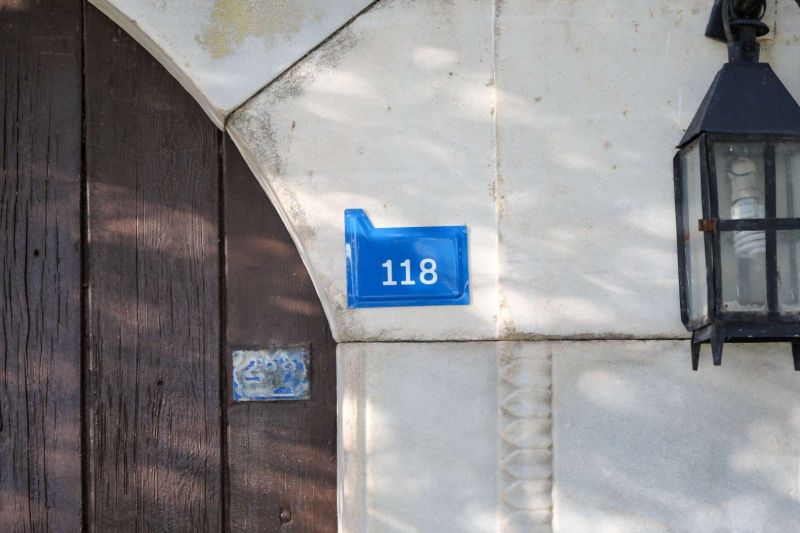 CADDE VE SOKAK TABELALARI YENİLENİYOR